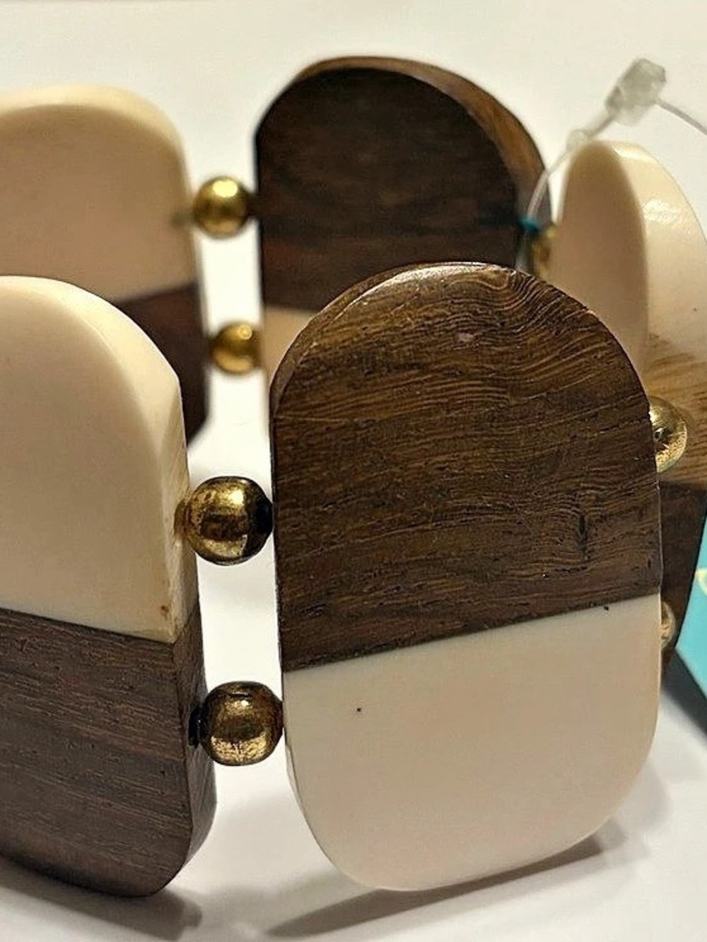 Spinning in Style Wood & Cream Stretch Bracelet NWT